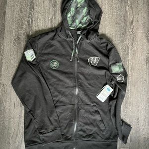 Wisconsin Badgers zip-up hooded sweatshirt